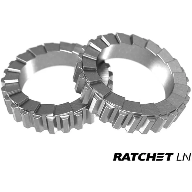 DT Swiss E1900R 29in BOOST XD Rear Wheel in Black-1