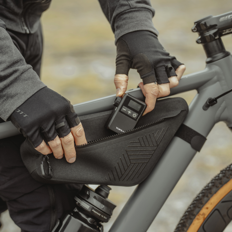 Topeak E-Booster Digital Mini Electronic Bike Pump Black-4