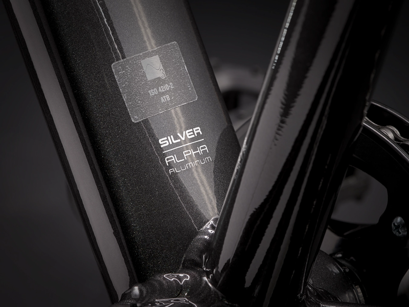 Trek Roscoe 24 Kids Mountain Bike in Red-2