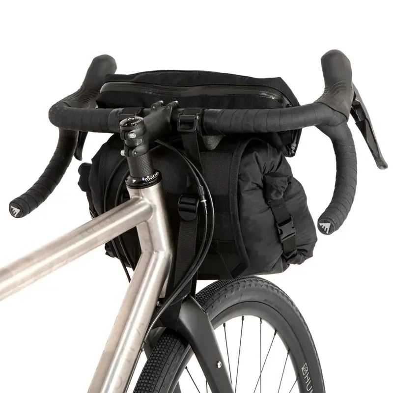 Restrap Bikepacking 17l Bar Bag in Black-3