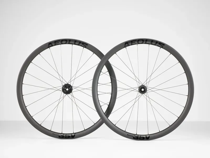 Bontrager Aeolus Elite 35V Disc Wheel TLR Tubeless 12mm Front-1