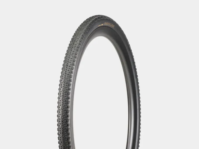 Bontrager Betasso RSL 700 x 42c TLR Tubeless Gravel Tyre in Black