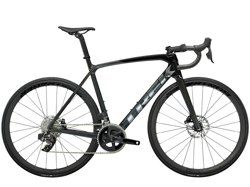 Trek Emonda SL 6 eTap Road Bike in Black