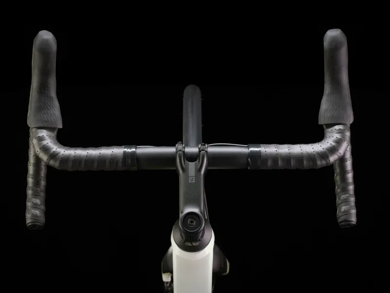 Trek Domane AL 4 Road Bike in Era White Size 56cm-4