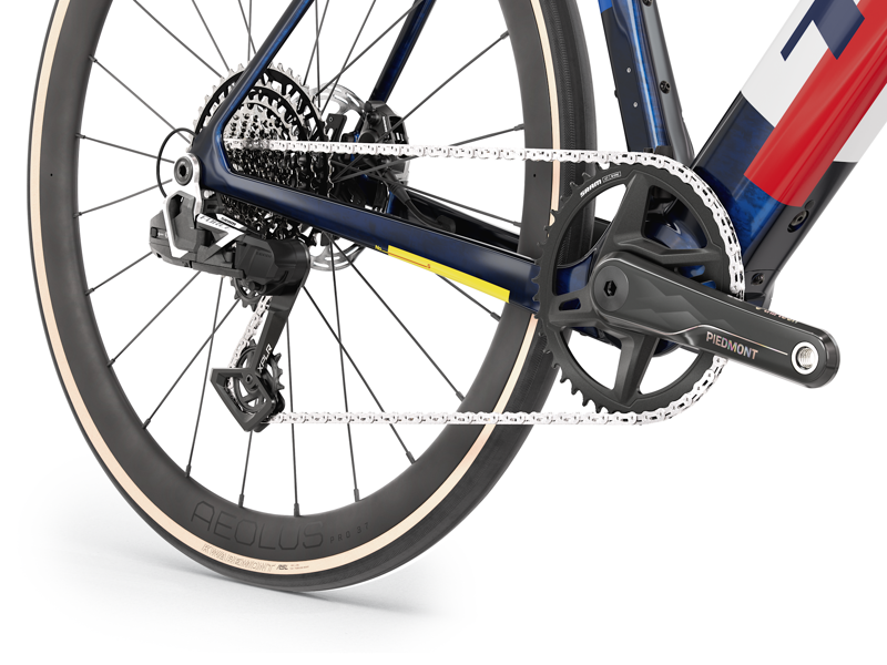2027 Trek Domane+ SL 7 AXS Carbon Electric Road Bike in Navy Smoke/Trek White-4