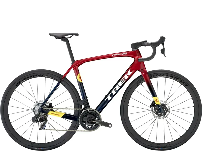 Trek Domane SLR 7 AXS Road Bike In Metallic Red Smoke to Red Carbon Smoke-6