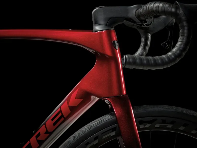 Trek Domane SLR 7 AXS Road Bike In Metallic Red Smoke to Red Carbon Smoke-4