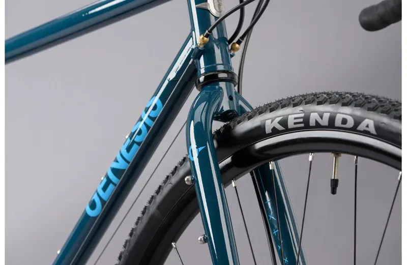 Genesis Croix De Fer 20 Steel Gravel Bike in Blue-3