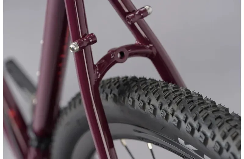 Genesis Croix De Fer 30 Steel Gravel Bike in Plum Purple Large-13