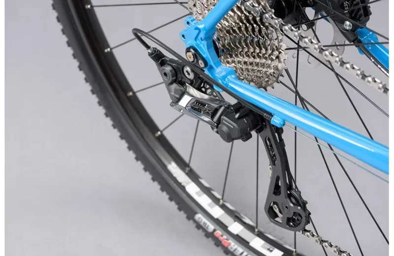 Genesis Croix De Fer 40 Steel Gravel Bike in Blue-10