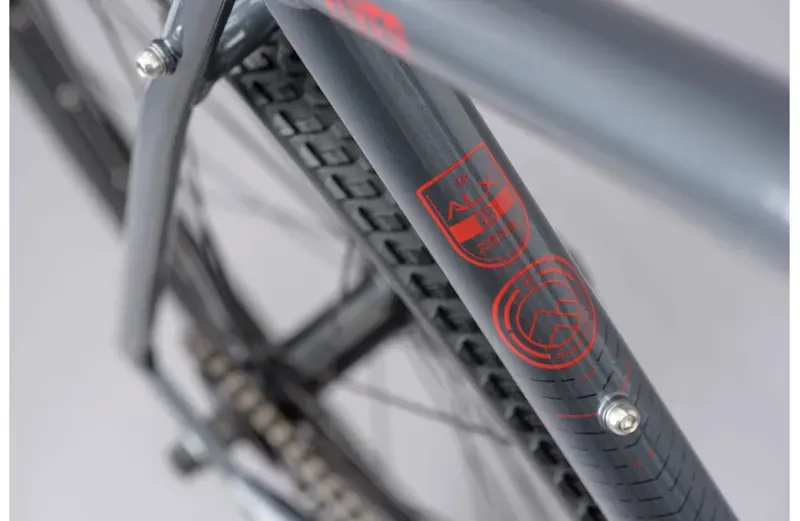 Genesis Flyer Steel Gravel Bike in Grey-9