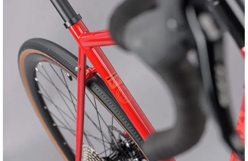 Genesis Equilibrium Disc Steel Road Bike in Red-3