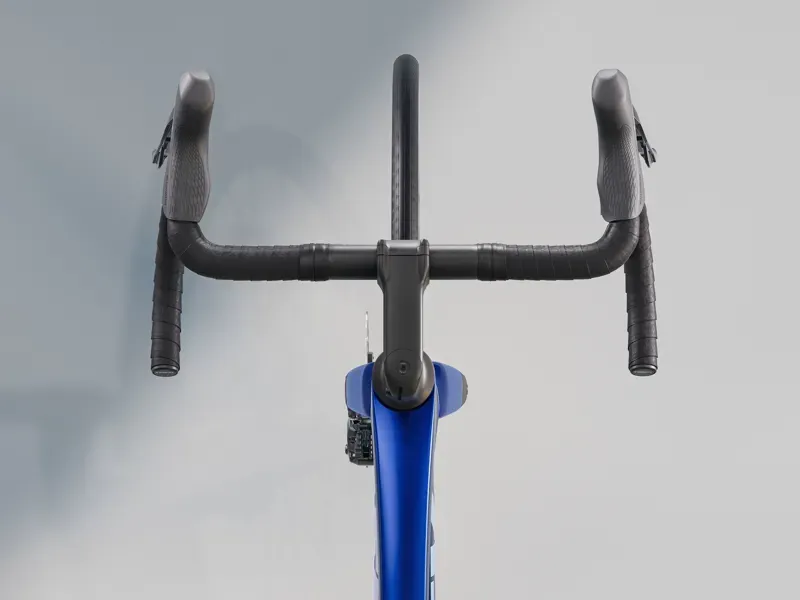 2025 Trek Madone Gen 8 SL 5 Carbon Road Bike in Hex Blue-2