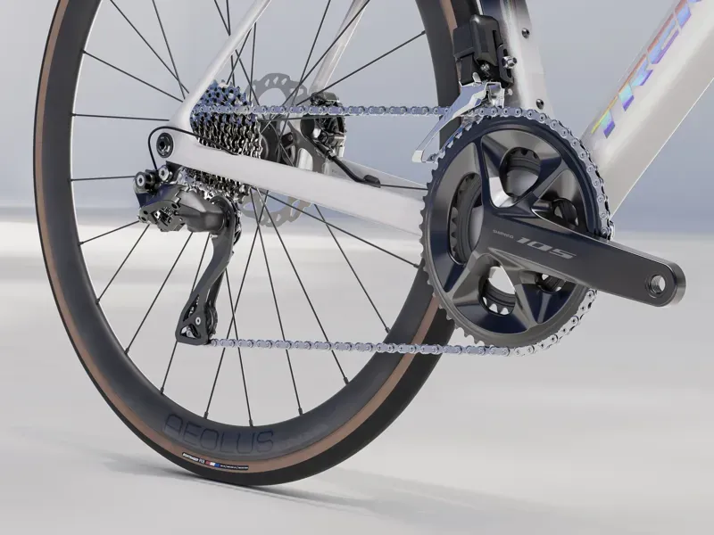 2025 Trek Madone SL 6 Carbon Road Bike in White Prismatic-5