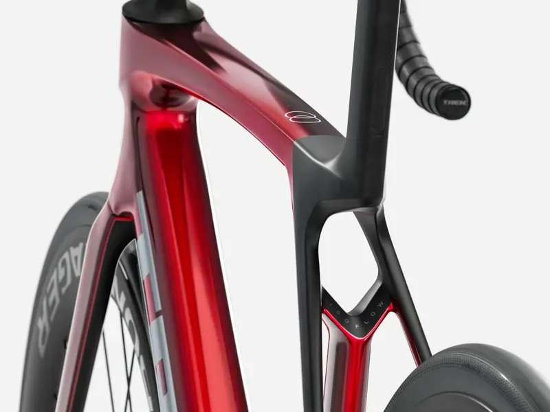 2026 Trek Madone SL 6 Carbon Road Bike in Fury Red Smoke-3