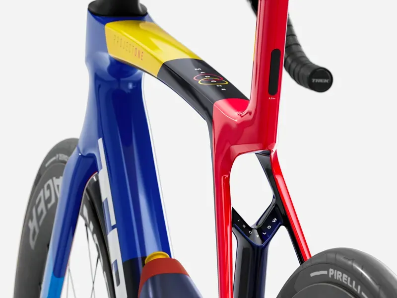 2026 Trek Madone SLR 7 Force AXS Lidl Trek Team Replica-3