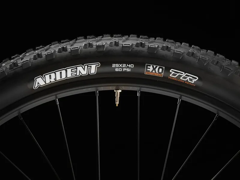 Trek Marlin 7 Gen 3 Hardtail Mountain Bike in Pennyflake Copper-4