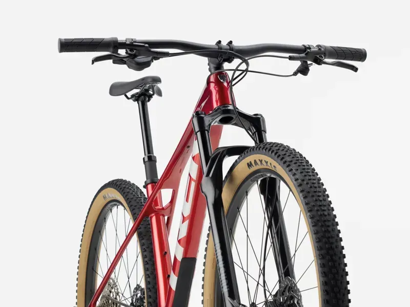 Trek Procaliber 9.5 Gen 3 Carbon XC Mountain Bike in Fury Red-3