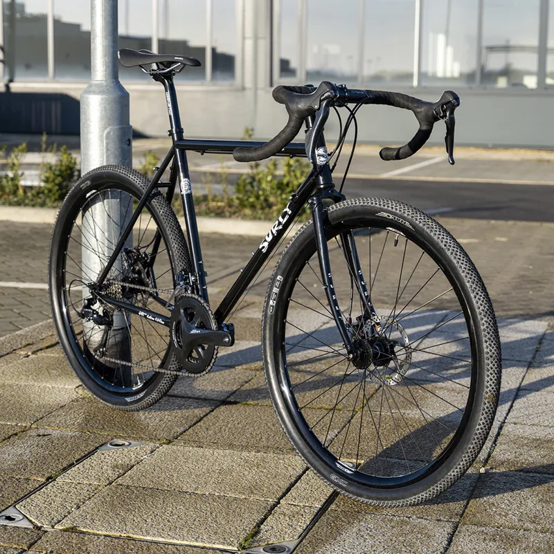 Surly Straggler Sora Bike Black