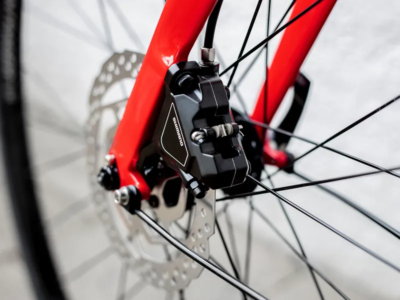 Trek FX 3 Disc Equipped Hybrid Bike in Viper Red to Cobra Blood-4