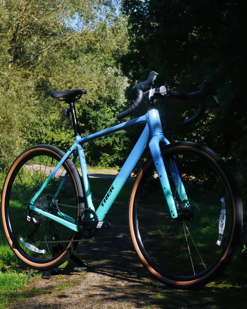 2026 Trek Checkpoint ALR 5 Gravel Bike in Fjord Blue Miami Green-1