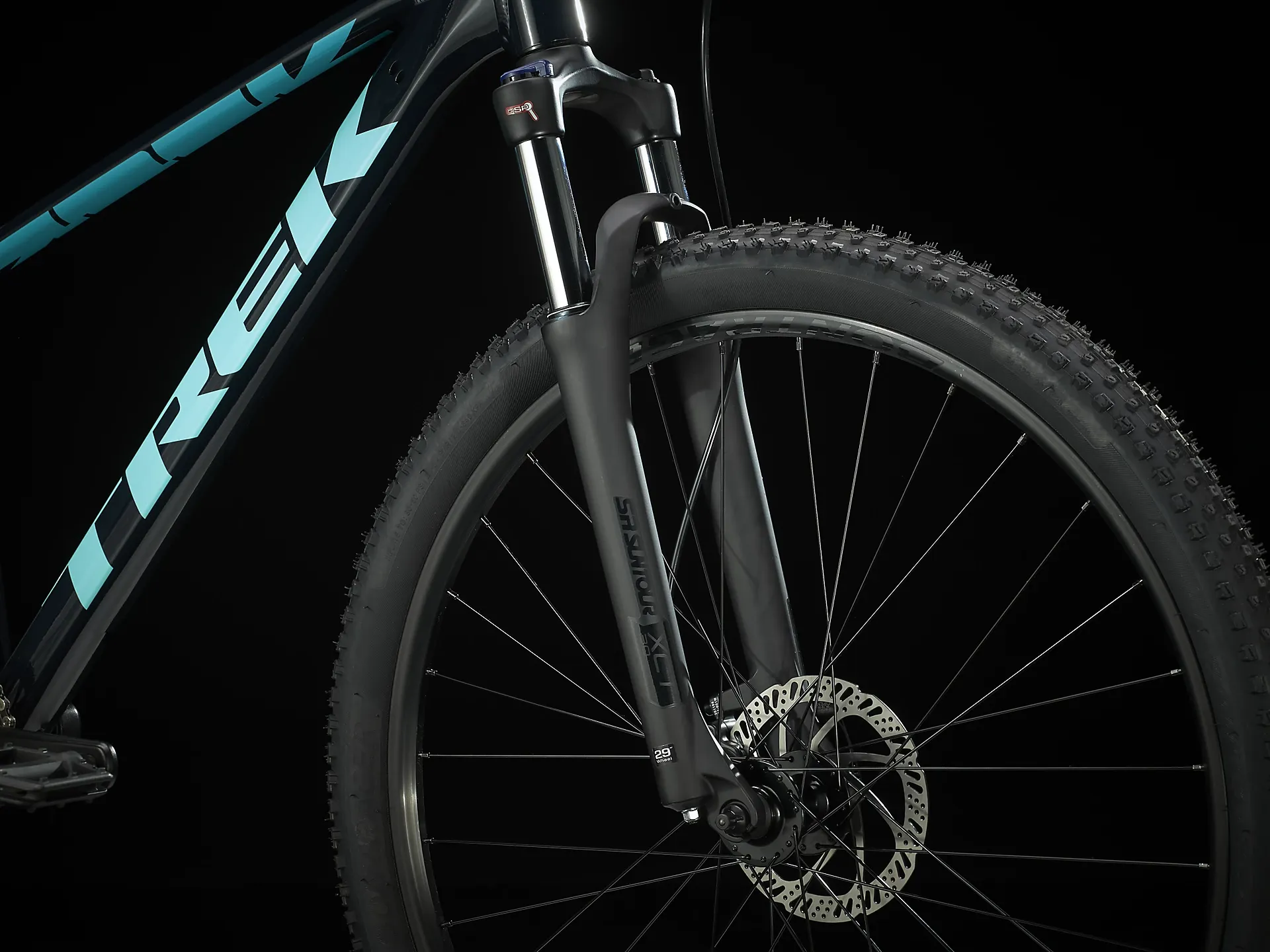 Trek Marlin 6 Mountain Bike in Nautical Navy Blue Medium Large ML
