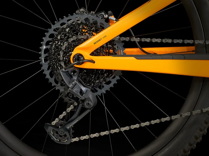 Trek Remedy 9.8 27.5 GX Mountain Bike in Marigold-2