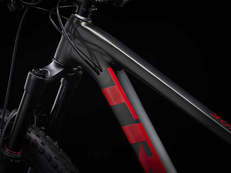 Trek Roscoe 8 Trail Mountain Bike in Black Olive Medium Large / Large-9