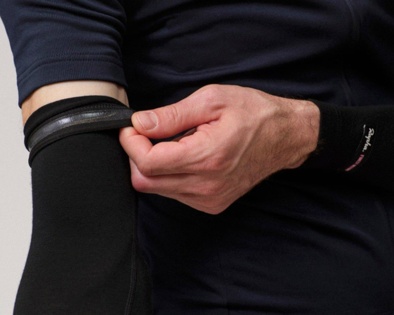 Rapha Merino Wool Cycling Arm Warmers in Black-1