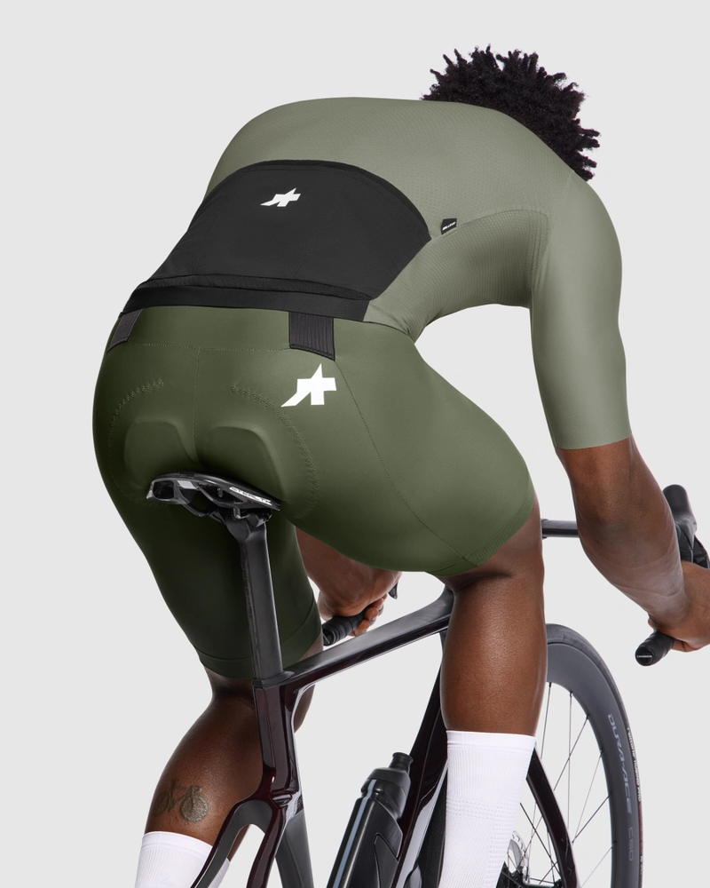 Assos MIlle Gt Road Cycling Jersey S11 Evo in Edge Green-2
