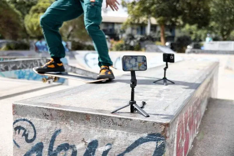 Quad Lock Mount Tripod Selfie Stick in Black-2