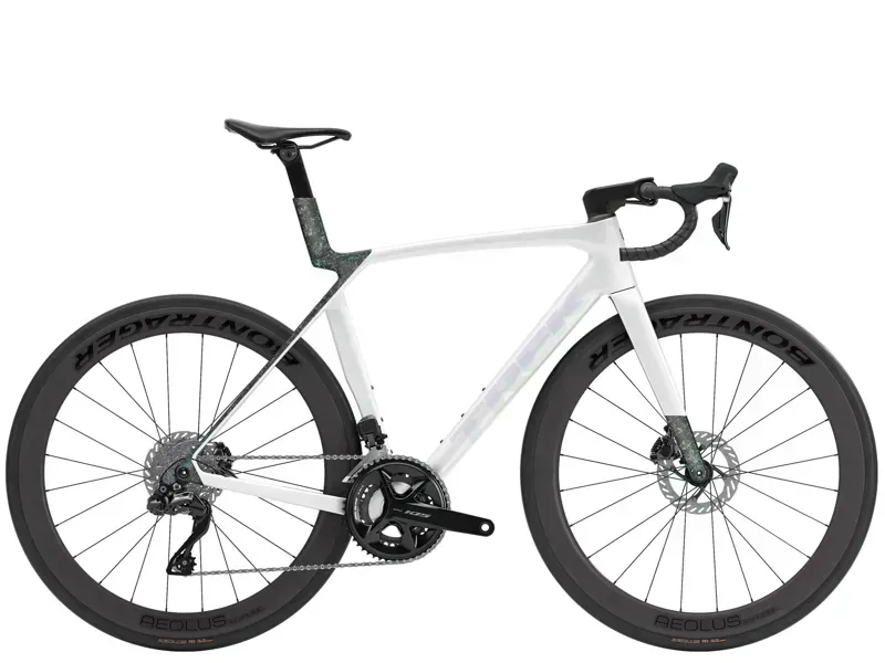 2026 Trek Madone SL 6 Gen 8 Road Bike Crystal White/Matte Deep Smoke
