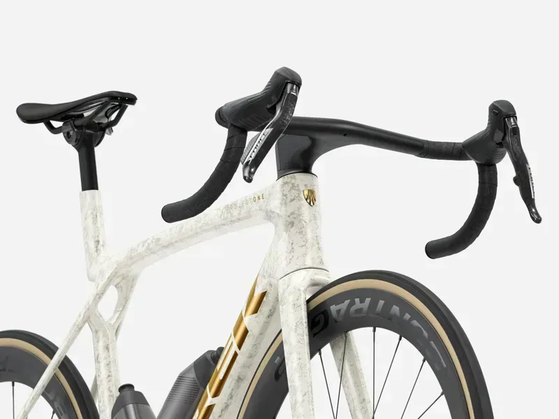 2026 Trek Madone SLR 7 AXS Gen 8 in Era White/Supernova Marble-4
