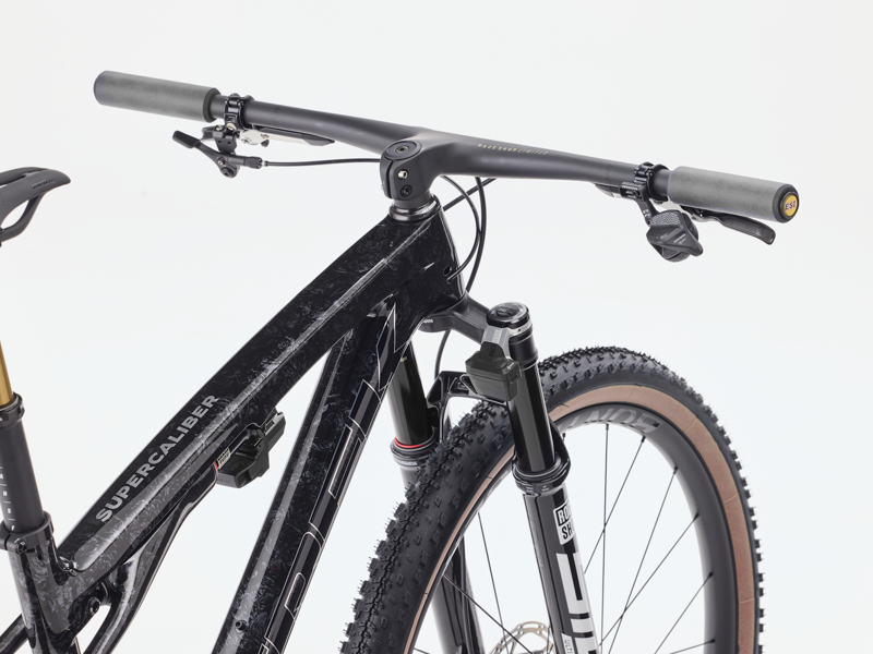 Trek Supercaliber SLR 9.9 XX Flight Attendant Gen 2 MTB In Carbon Smoke/Galactic Grey Marble-3