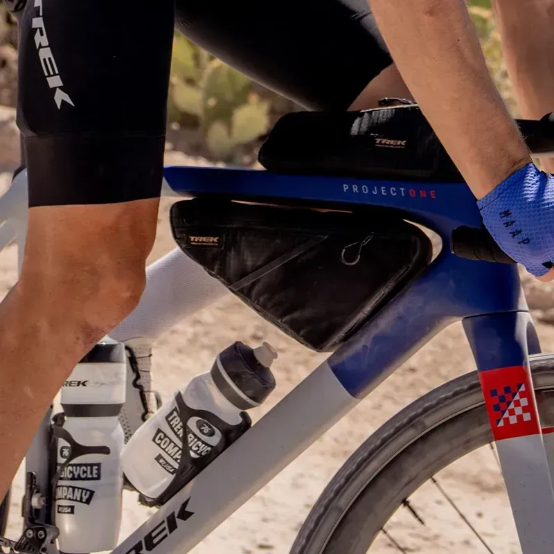 Trek Adventure Triangle 1.6L Bag In Black-5